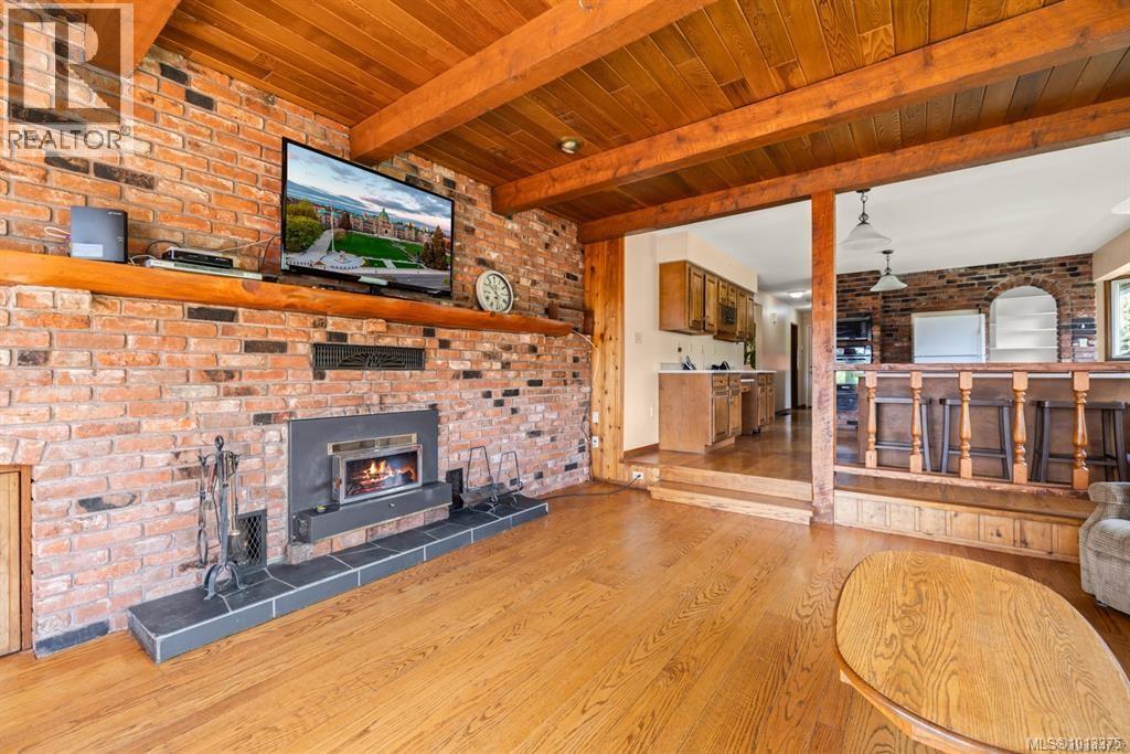 561 Boblaw Pl, Metchosin