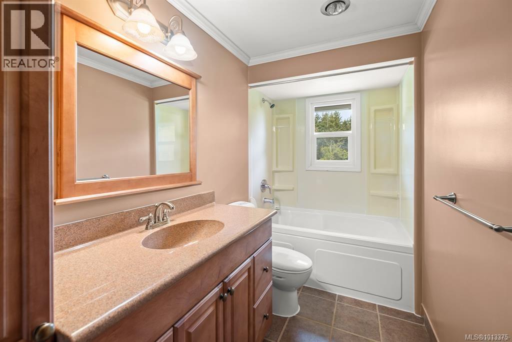 561 Boblaw Pl, Metchosin
