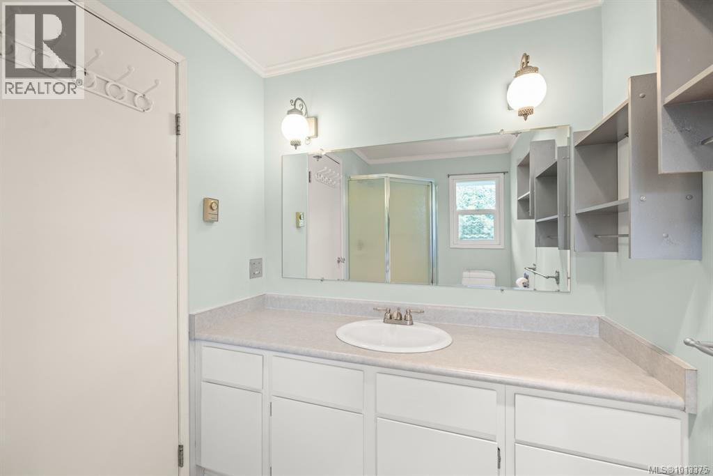 561 Boblaw Pl, Metchosin