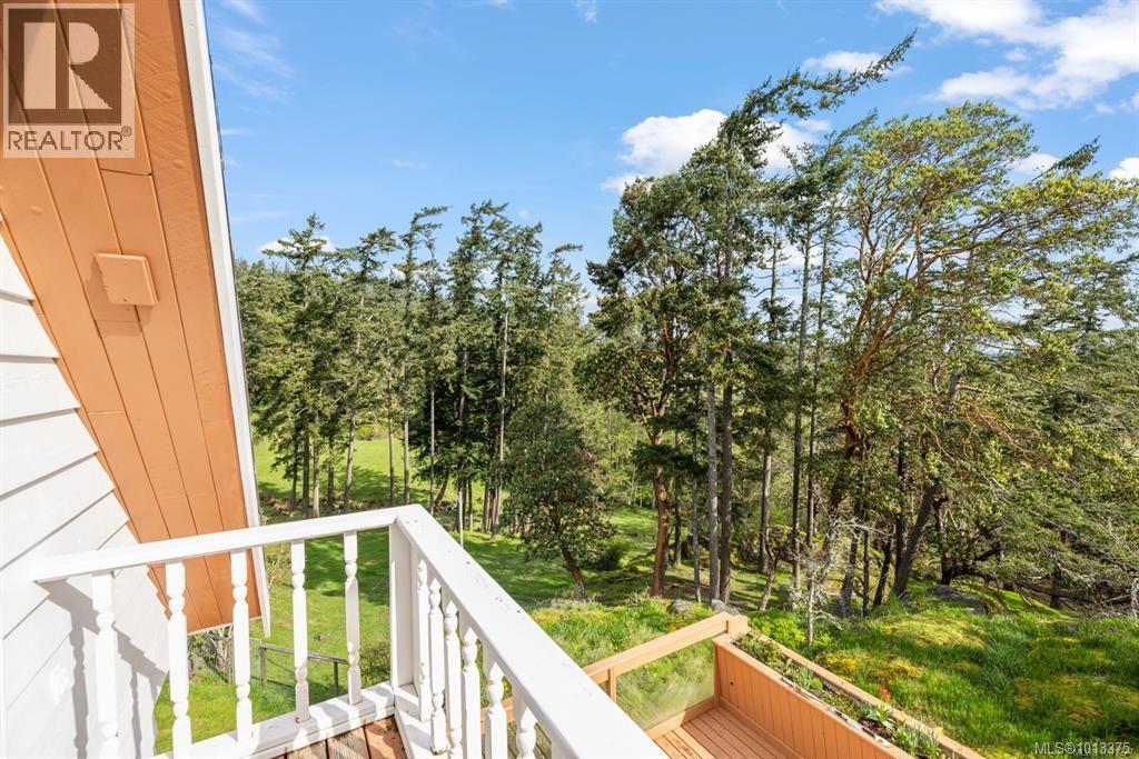 561 Boblaw Pl, Metchosin
