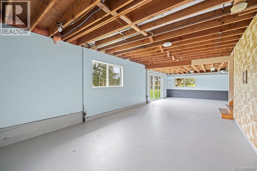 561 Boblaw Pl, Metchosin