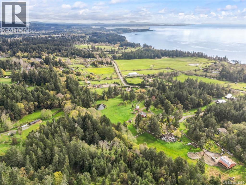561 Boblaw Pl, Metchosin