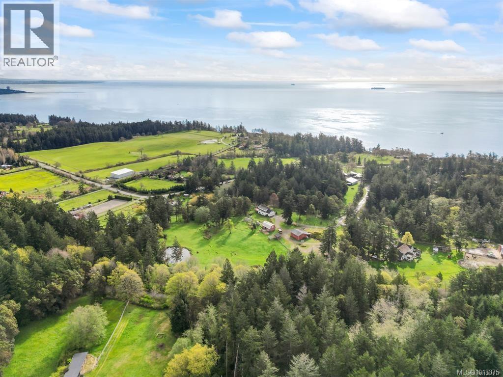561 Boblaw Pl, Metchosin