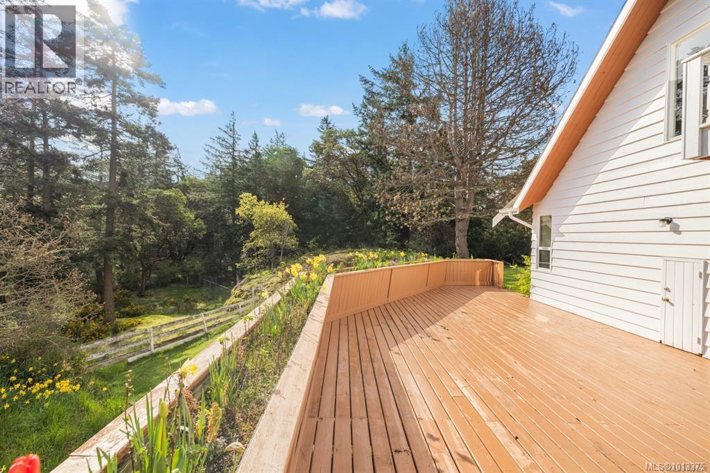 561 Boblaw Pl, Metchosin