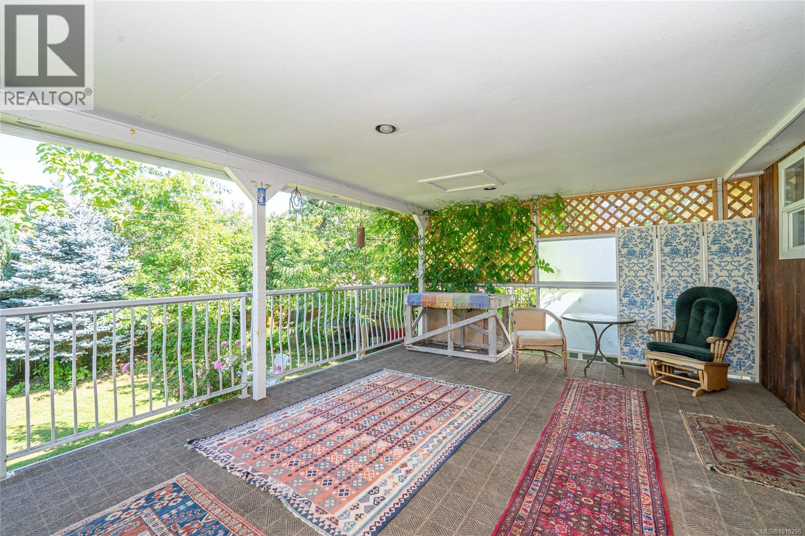  5793 Garden Street, Duncan