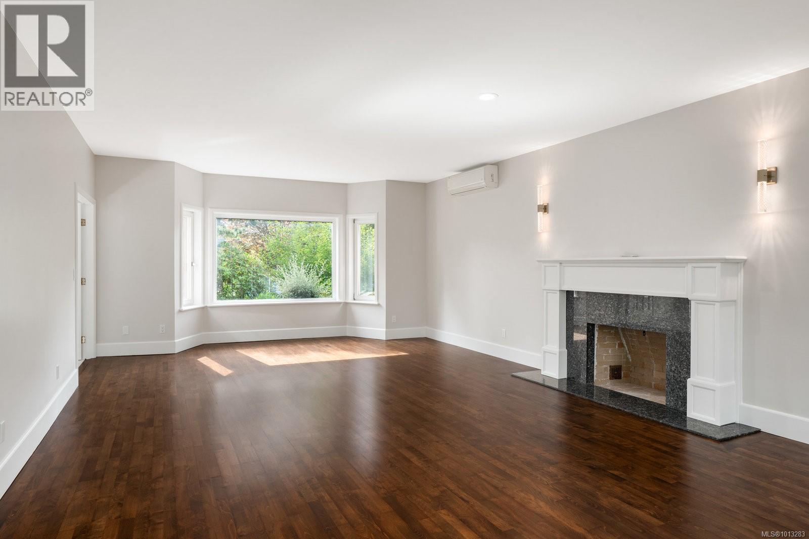  611 Island Road, Oak Bay