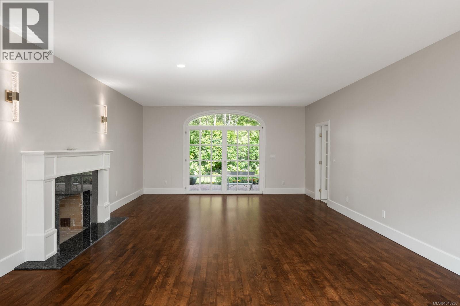 611 Island Road, Oak Bay