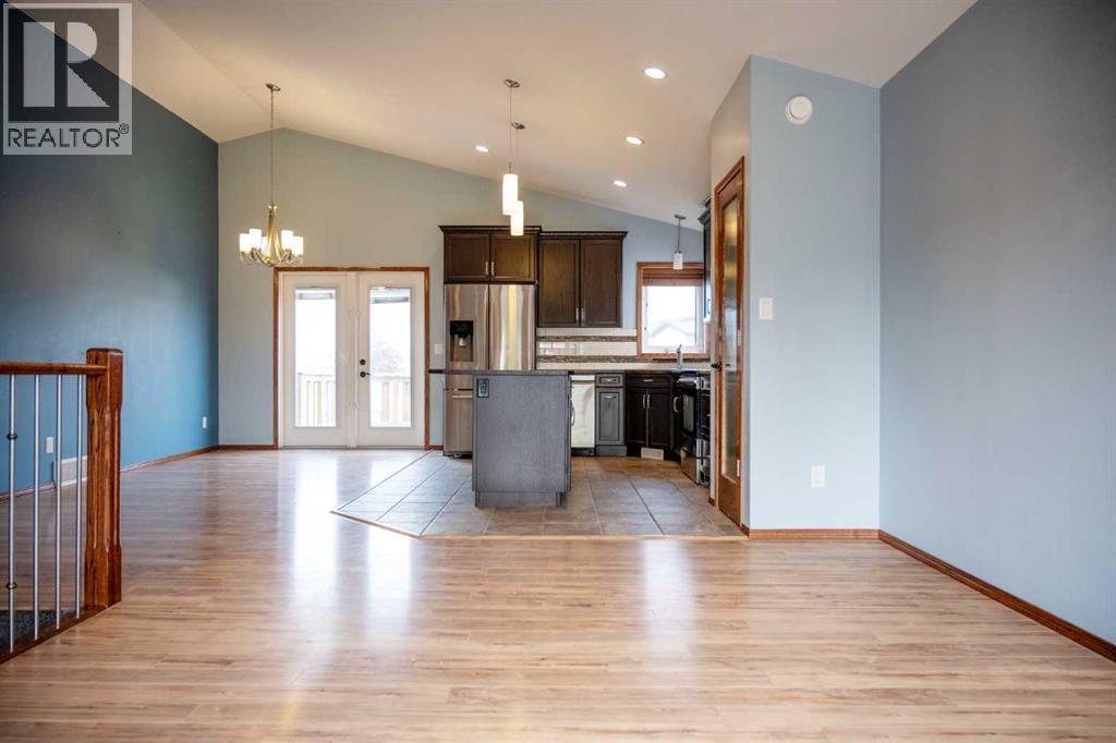 38 Woodbine Avenue Northwest, Blackfalds