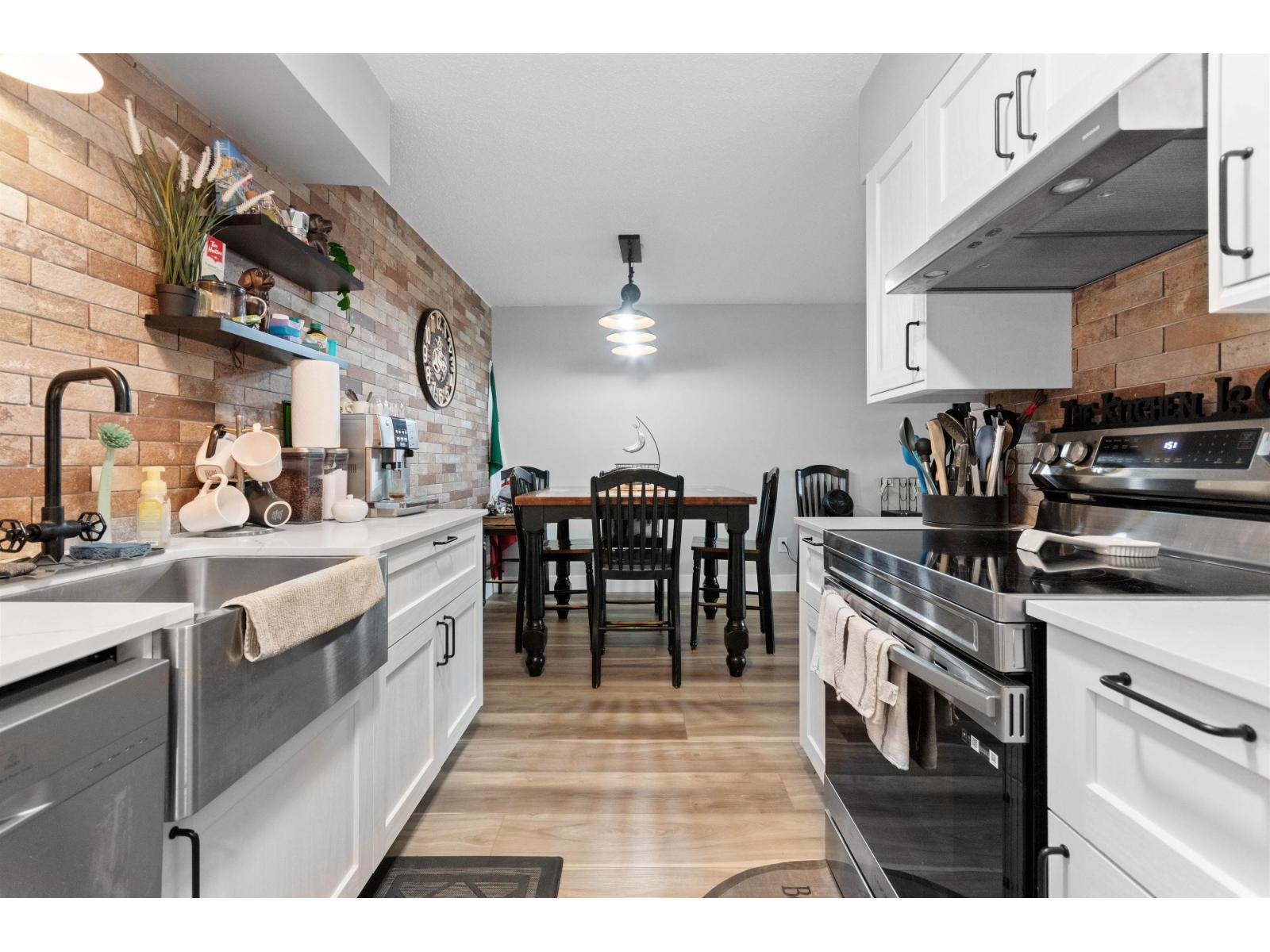 223 45598 MCINTOSH DRIVE, Chilliwack Proper South