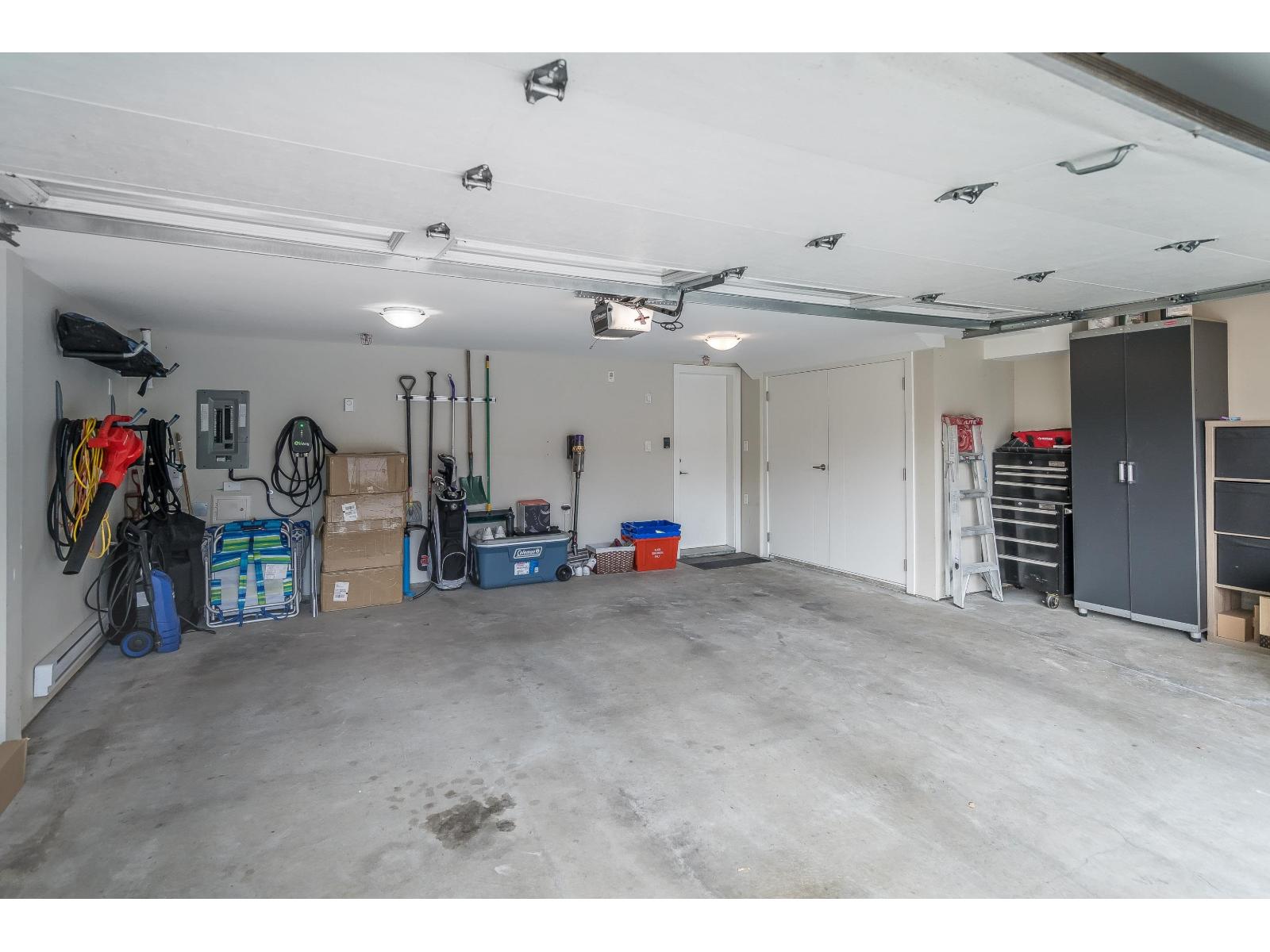 3 1424 EVERALL STREET, White Rock