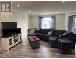 15 Adam Pardy Drive thumbnail 11