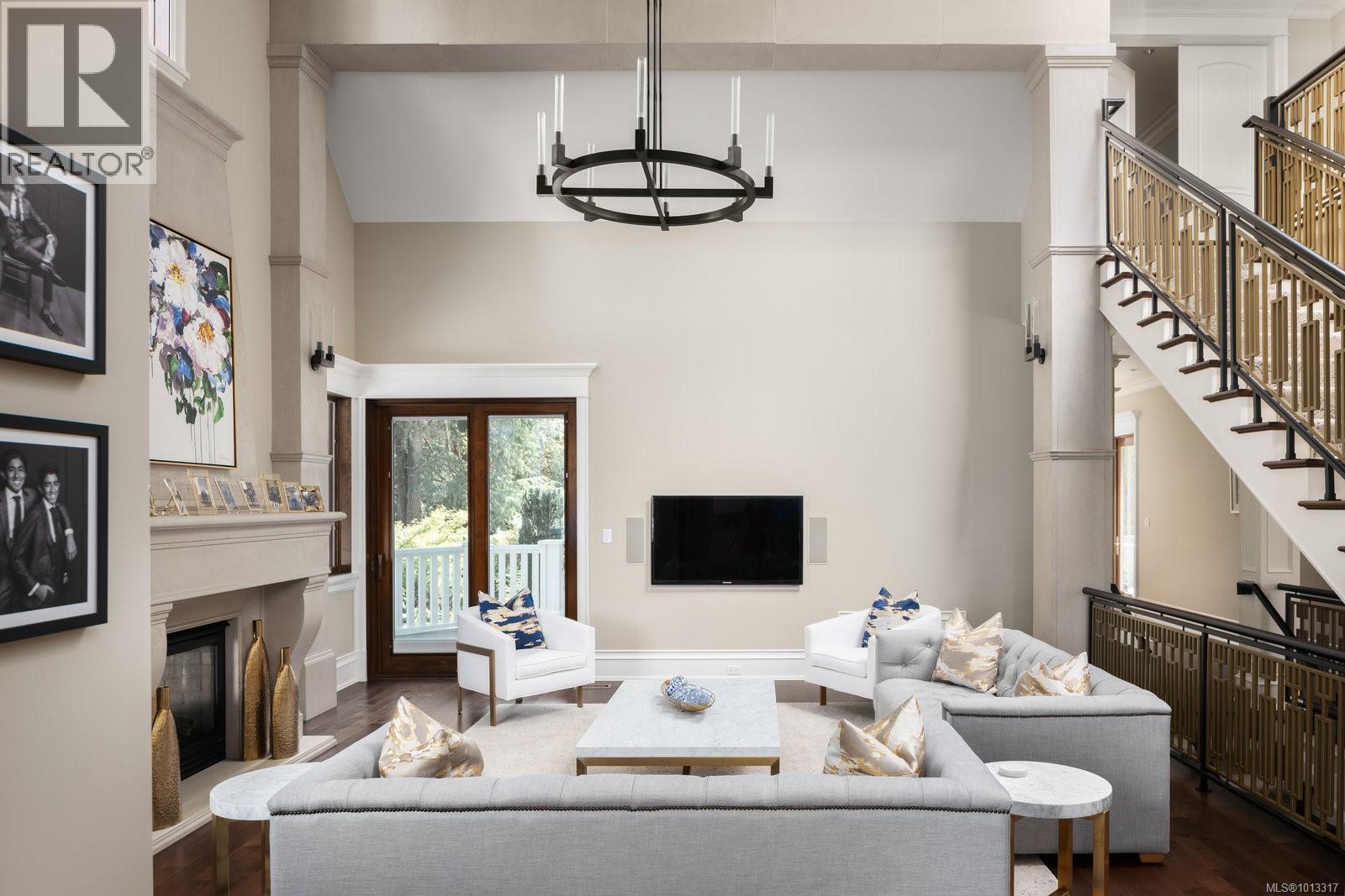  3375 Ripon Road, Oak Bay