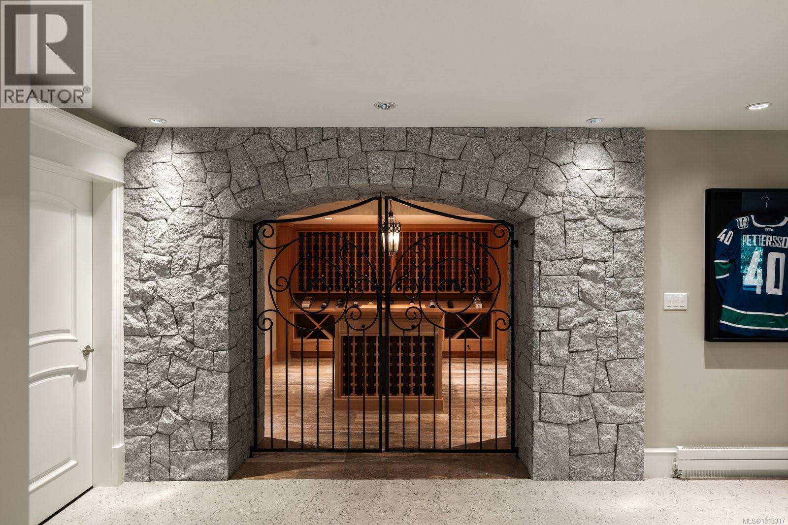  3375 Ripon Road, Oak Bay