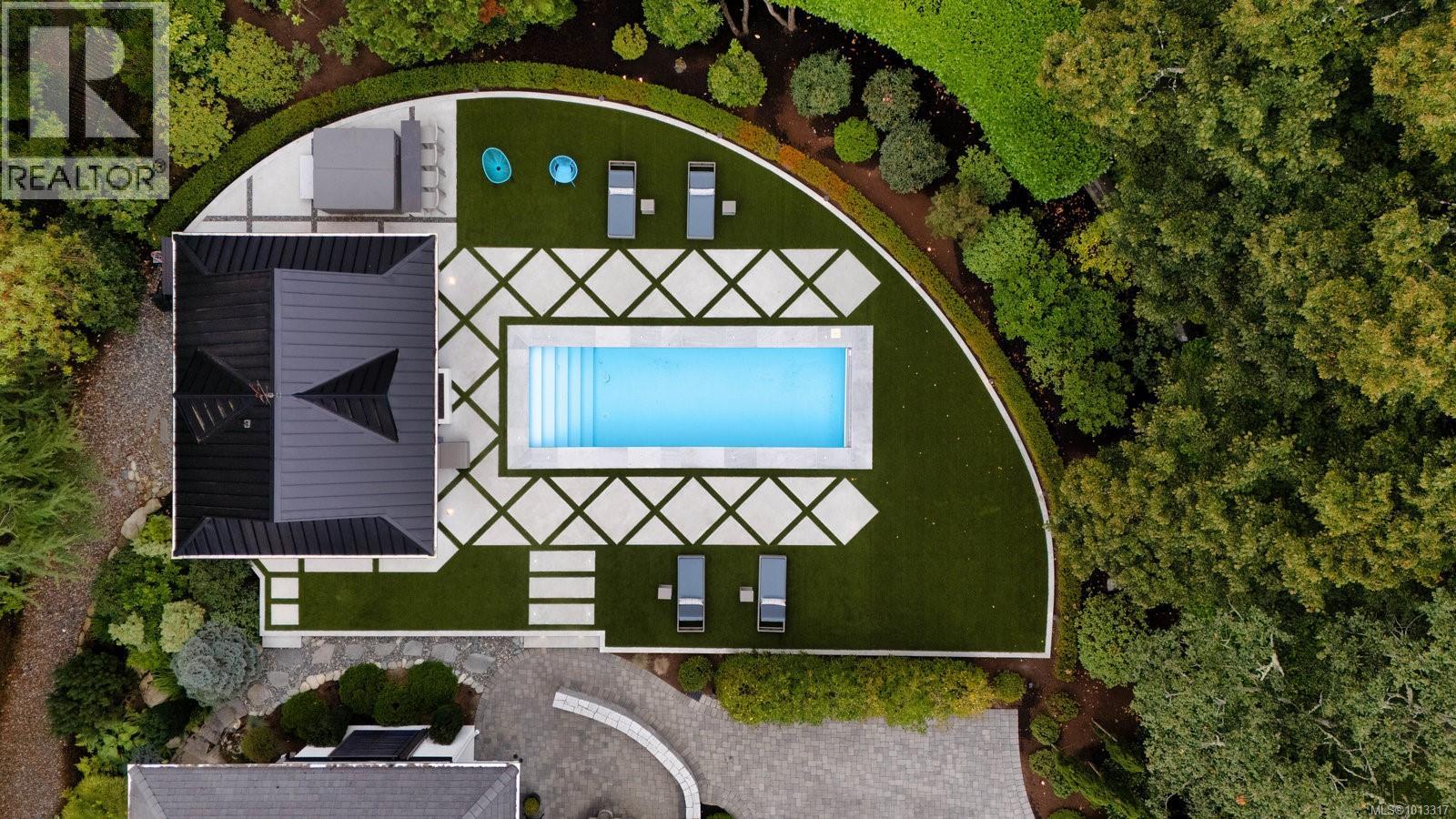  3375 Ripon Road, Oak Bay