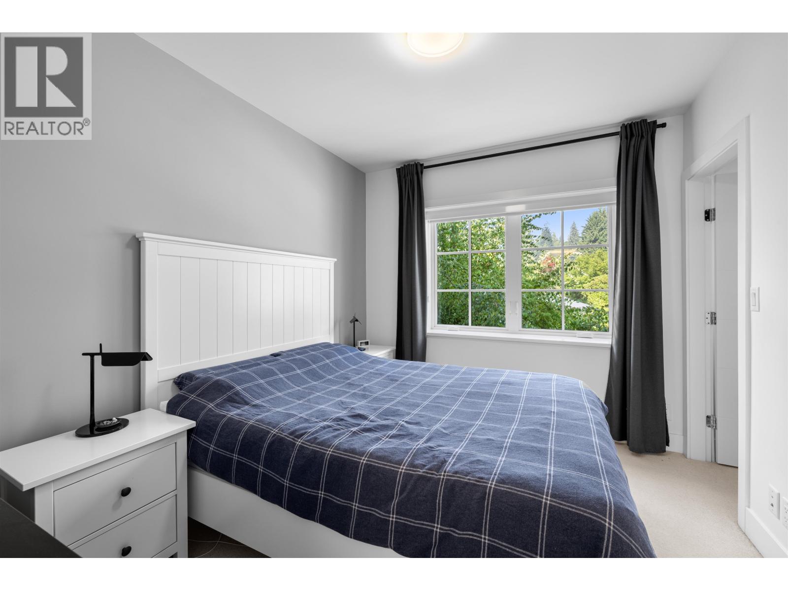 6 1133 RIDGEWOOD DRIVE, North Vancouver