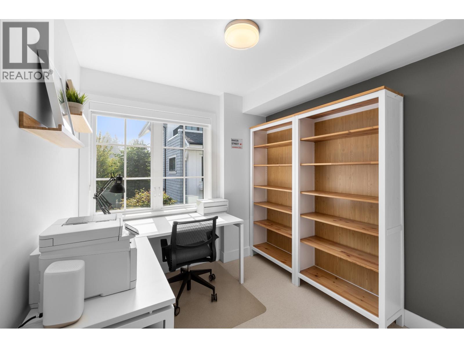6 1133 RIDGEWOOD DRIVE, North Vancouver
