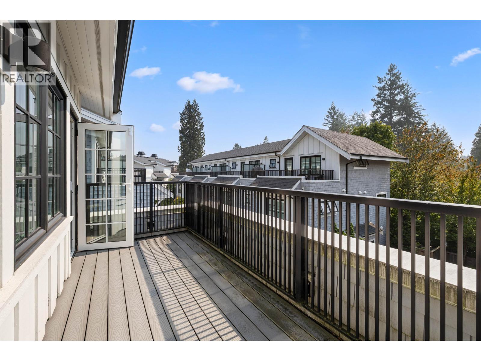 6 1133 RIDGEWOOD DRIVE, North Vancouver