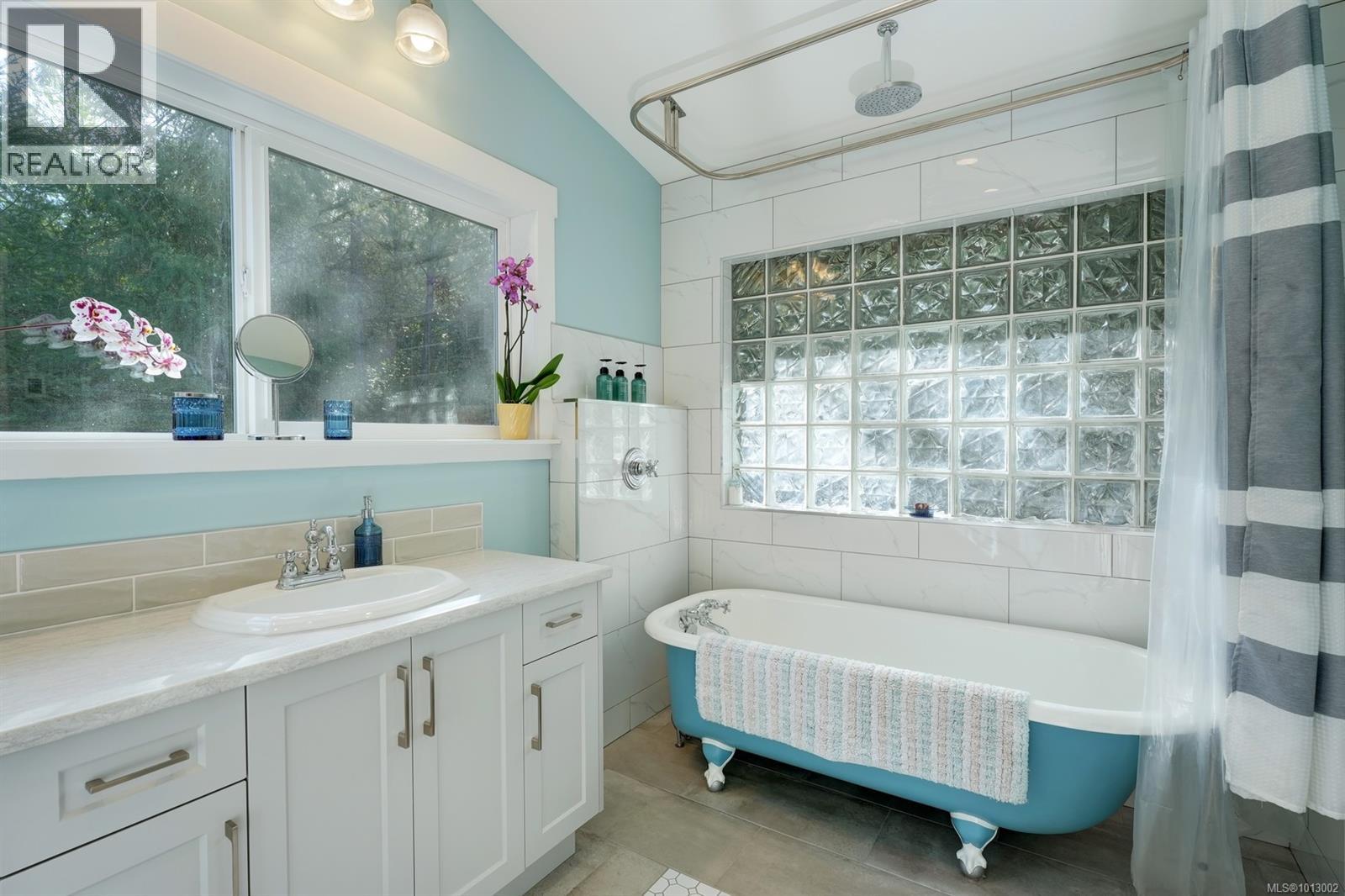 8035 Tugwell Rd, Sooke