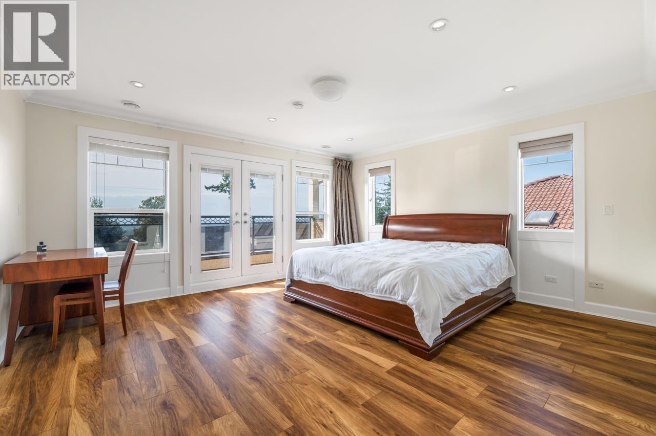 4215 WATLING STREET, Burnaby