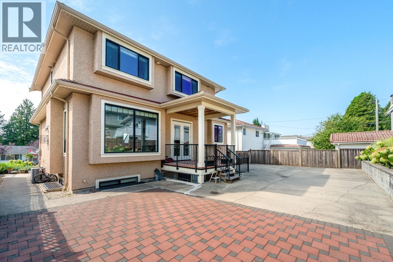 4215 WATLING STREET, Burnaby