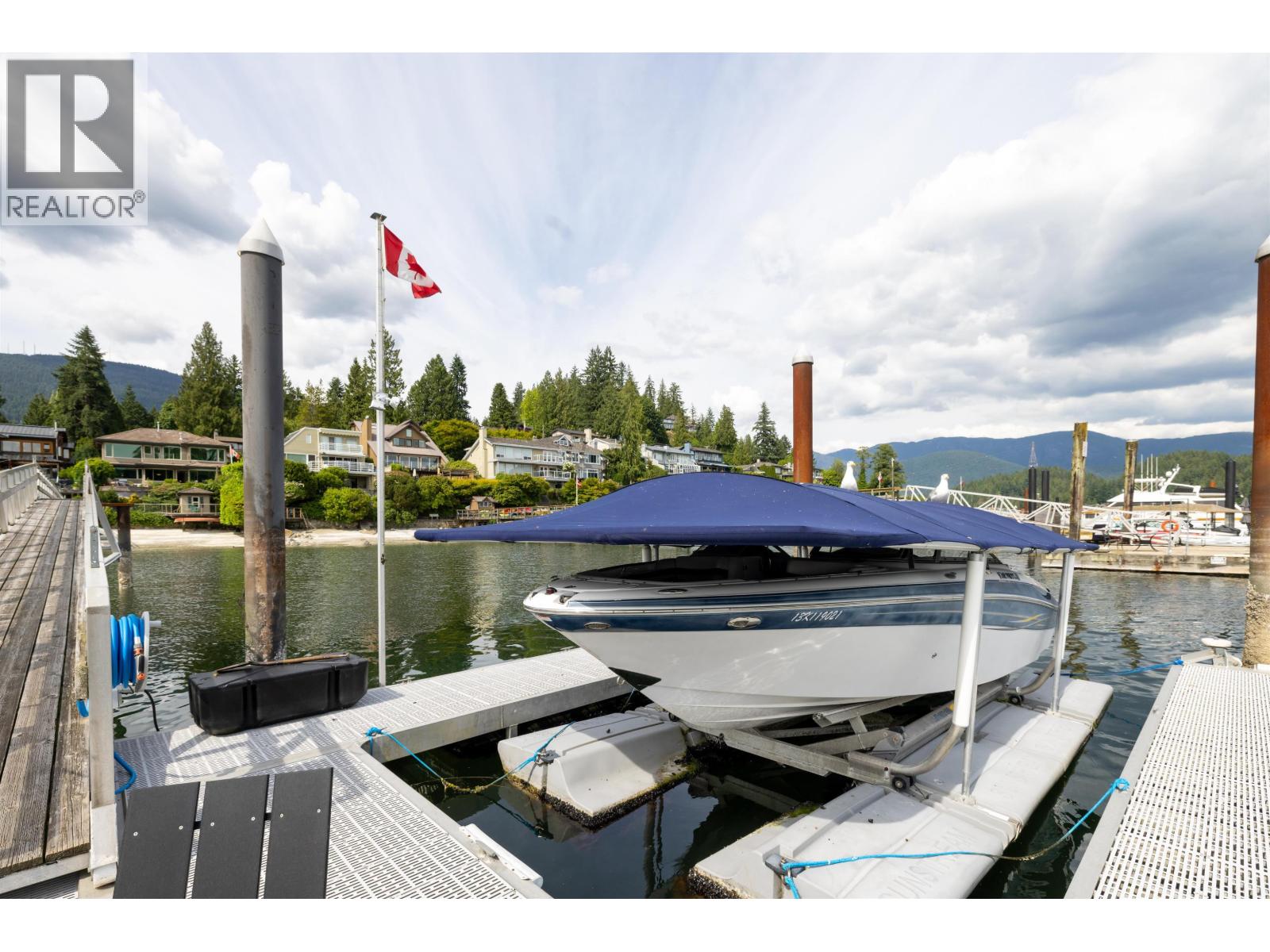 4625 STRATHCONA ROAD, North Vancouver