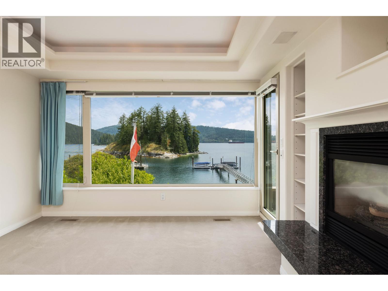 4625 STRATHCONA ROAD, North Vancouver