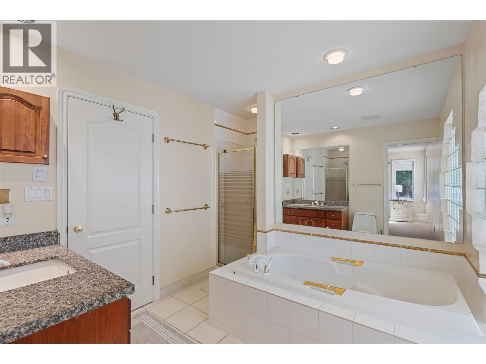 4071 REID Road, Eagle Bay