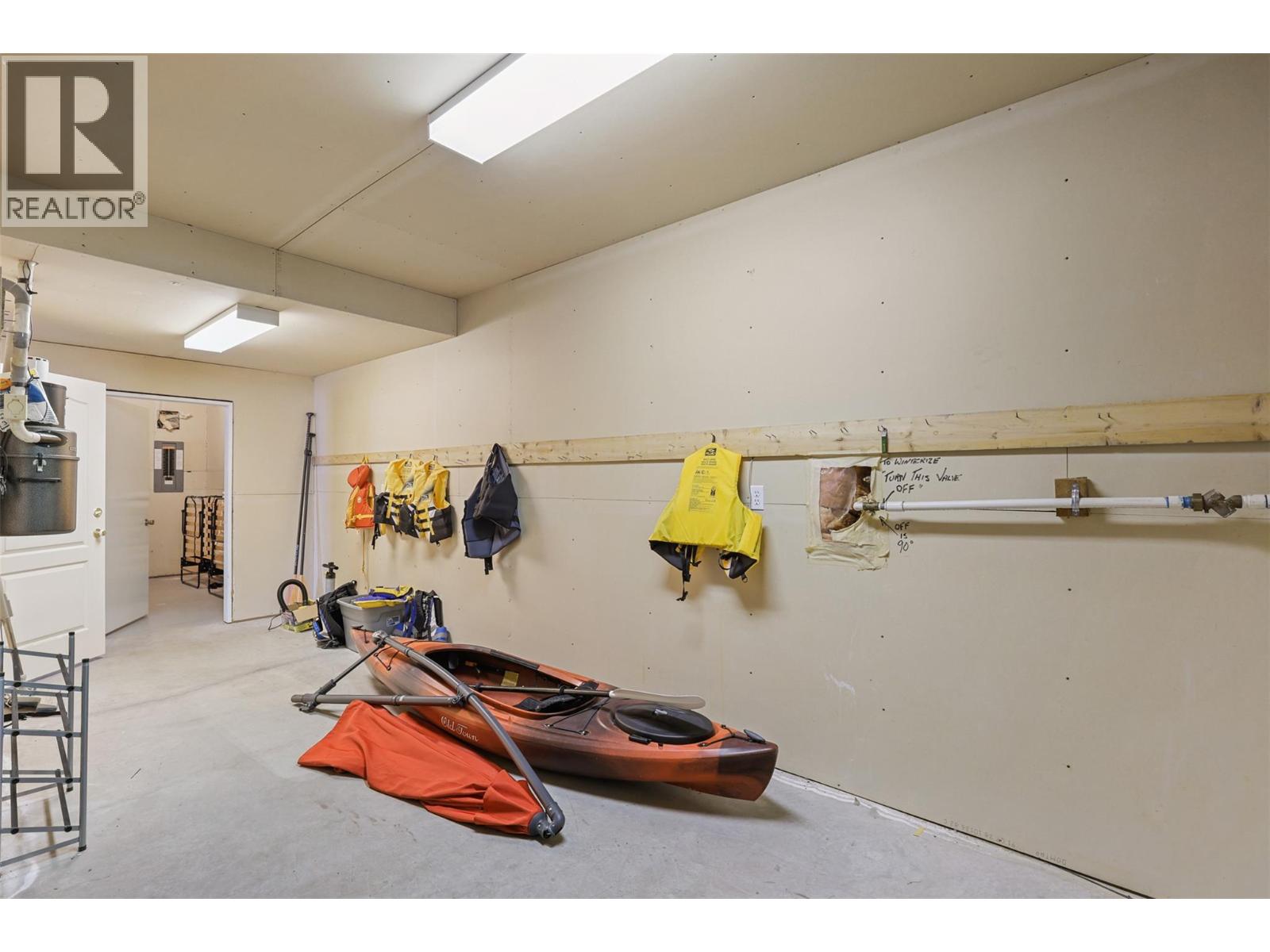 4071 REID Road, Eagle Bay