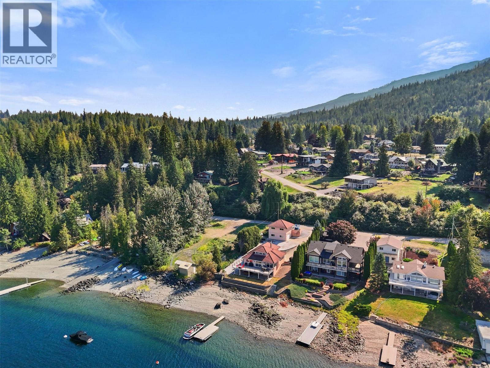 4071 REID Road, Eagle Bay