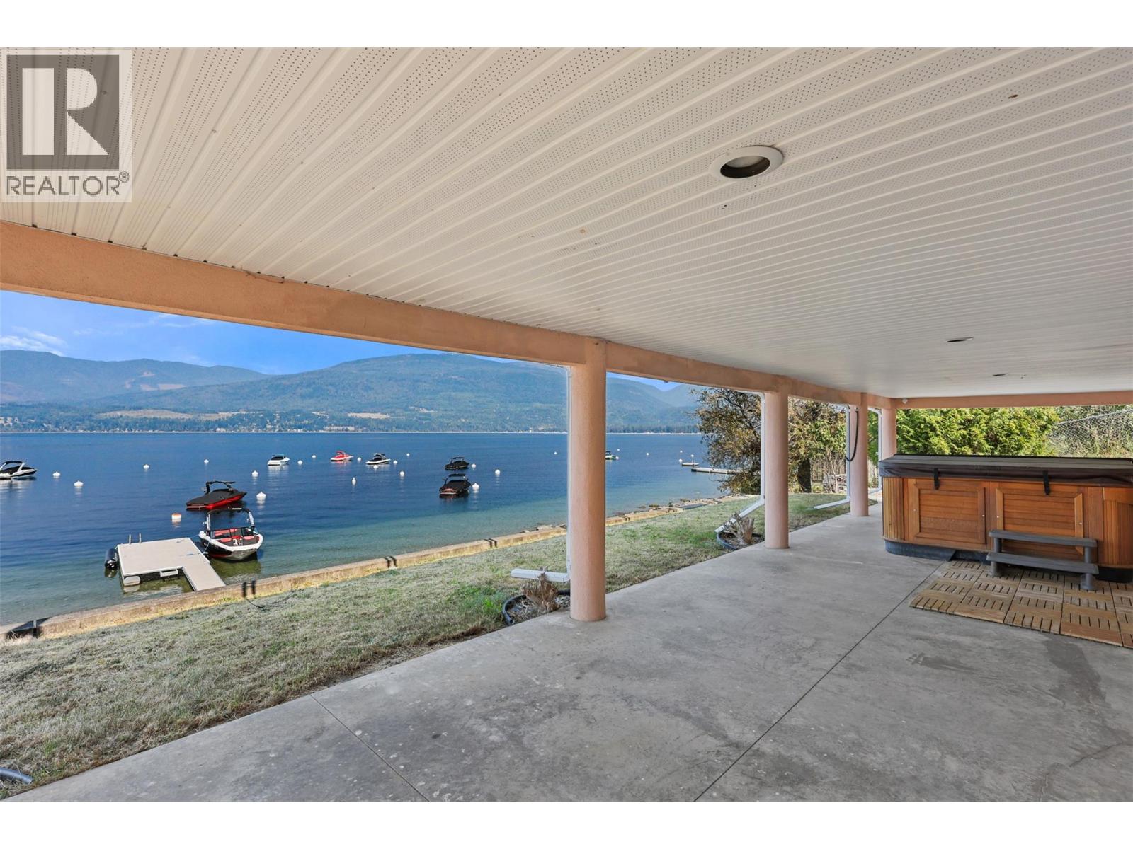 4071 REID Road, Eagle Bay