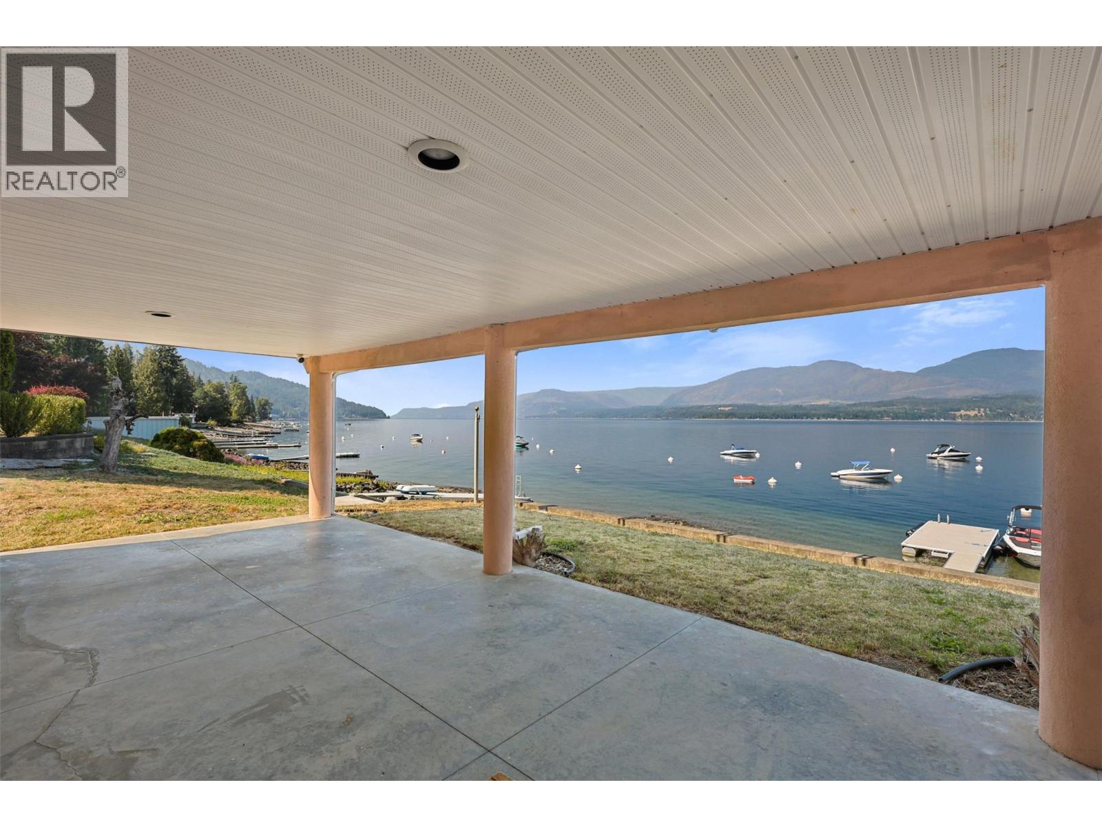 4071 REID Road, Eagle Bay