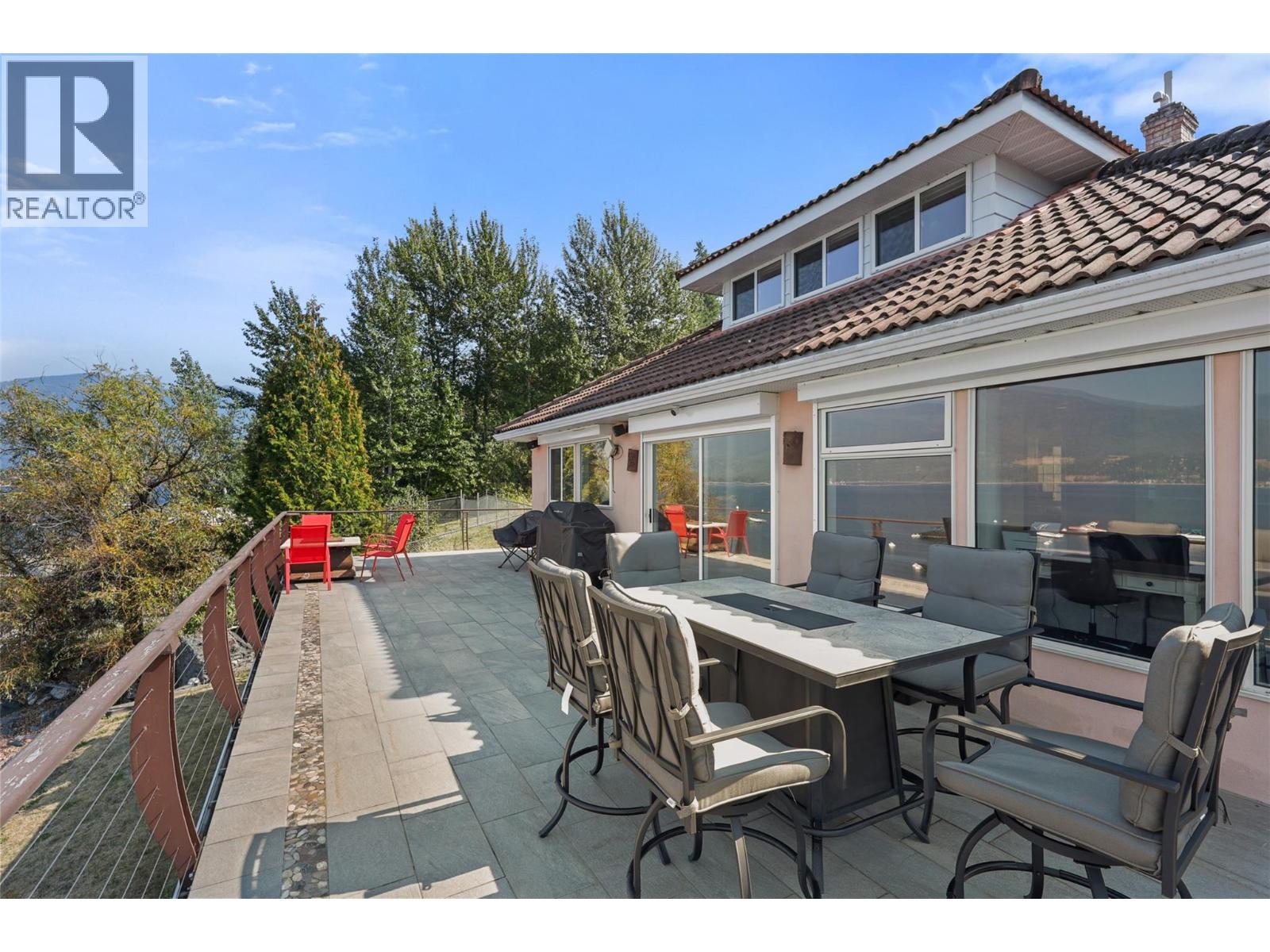 4071 REID Road, Eagle Bay