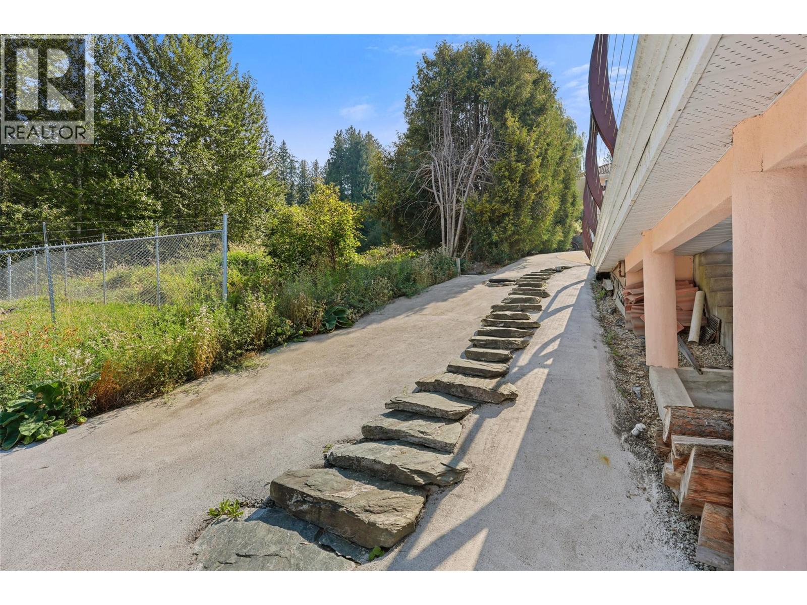 4071 REID Road, Eagle Bay