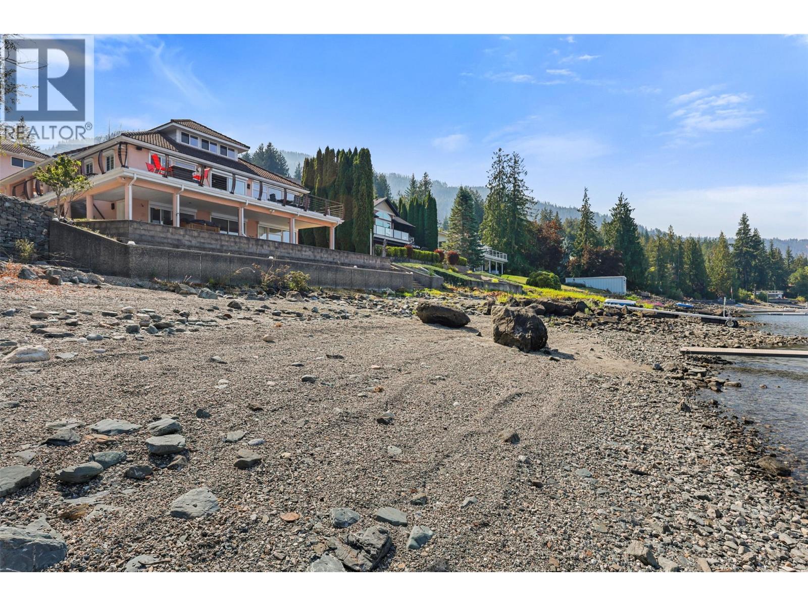 4071 REID Road, Eagle Bay