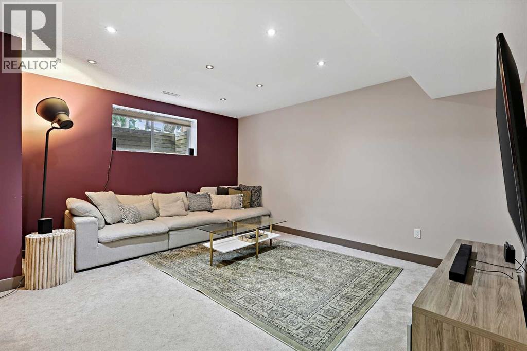 Single Family House for Sale in B  Avenue SW North Glenmore Park Calgary 