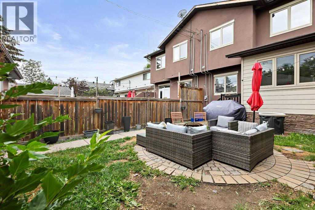 Single Family House for Sale in B  Avenue SW North Glenmore Park Calgary 