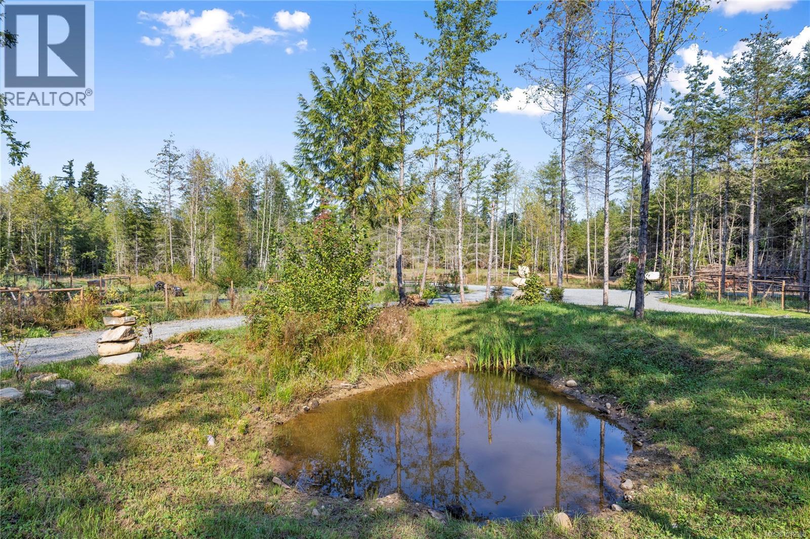 440 Gilbert Rd, Qualicum Beach