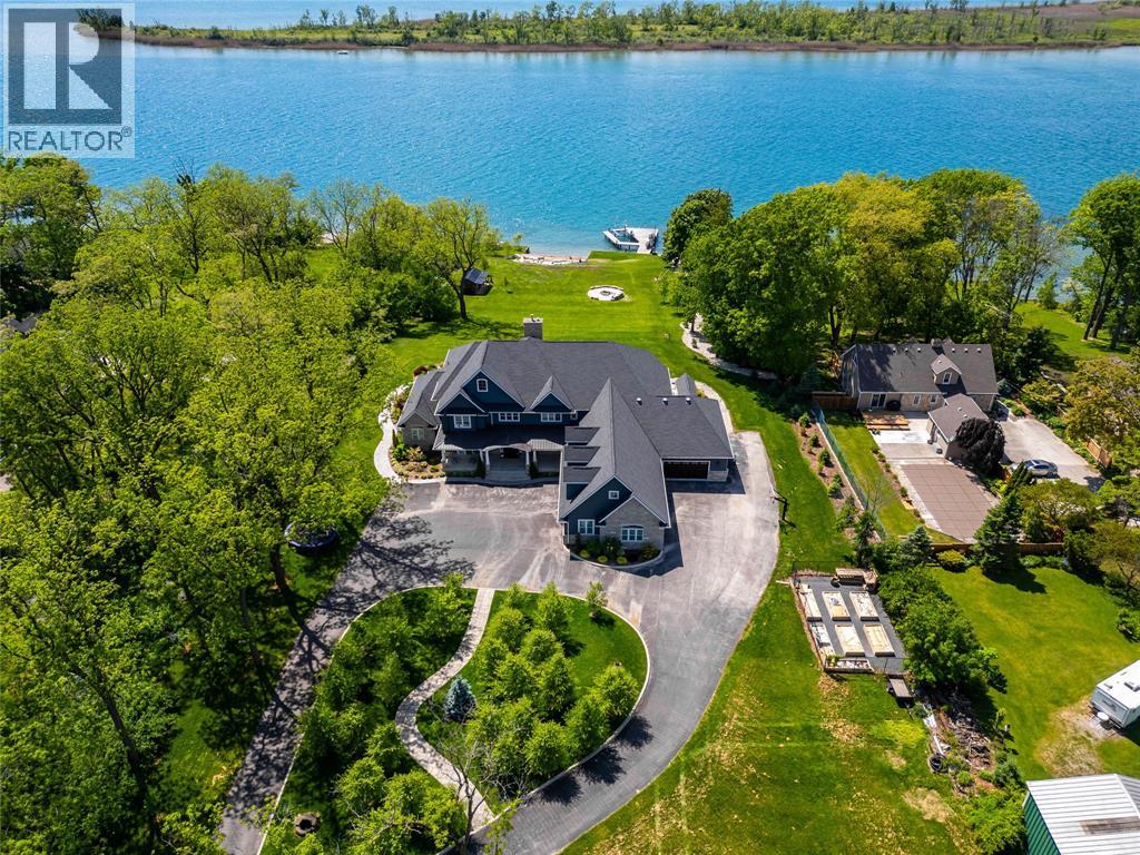 647 ST CLAIR PARKWAY - 1