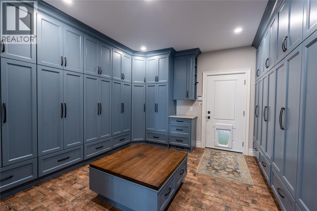 647 ST CLAIR PARKWAY - 22