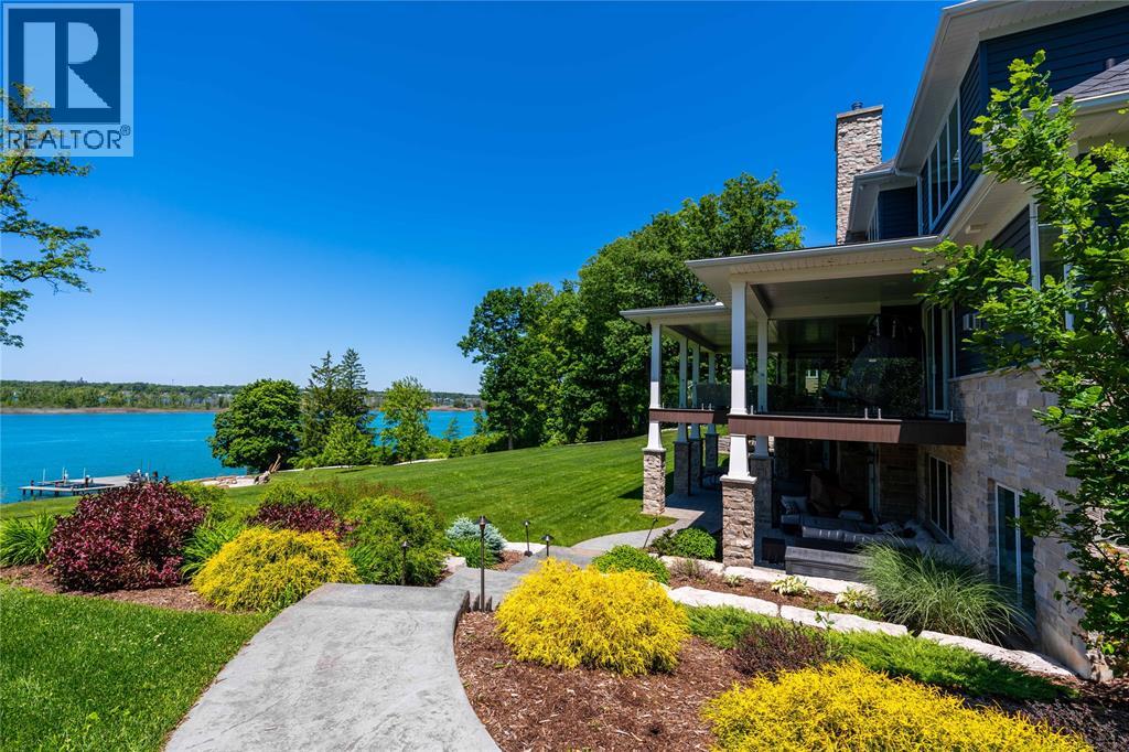 647 ST CLAIR PARKWAY - 50