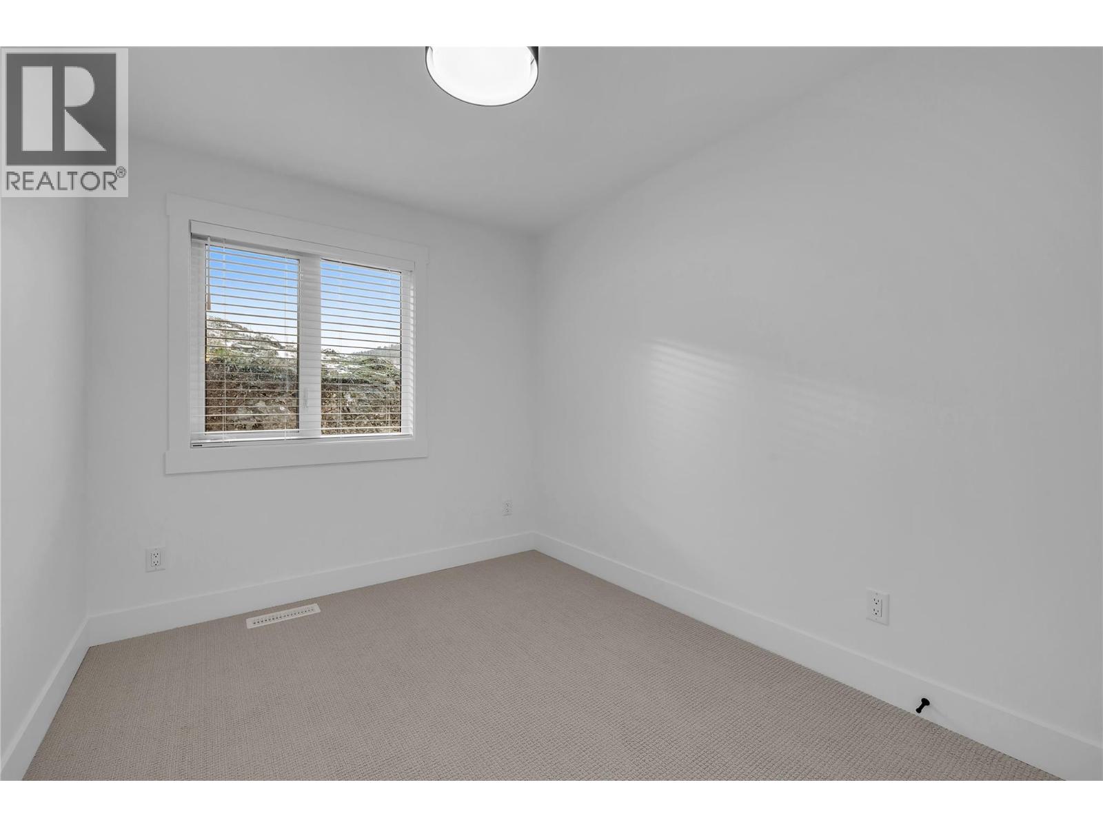 13 2835 Canyon Crest Drive, West Kelowna