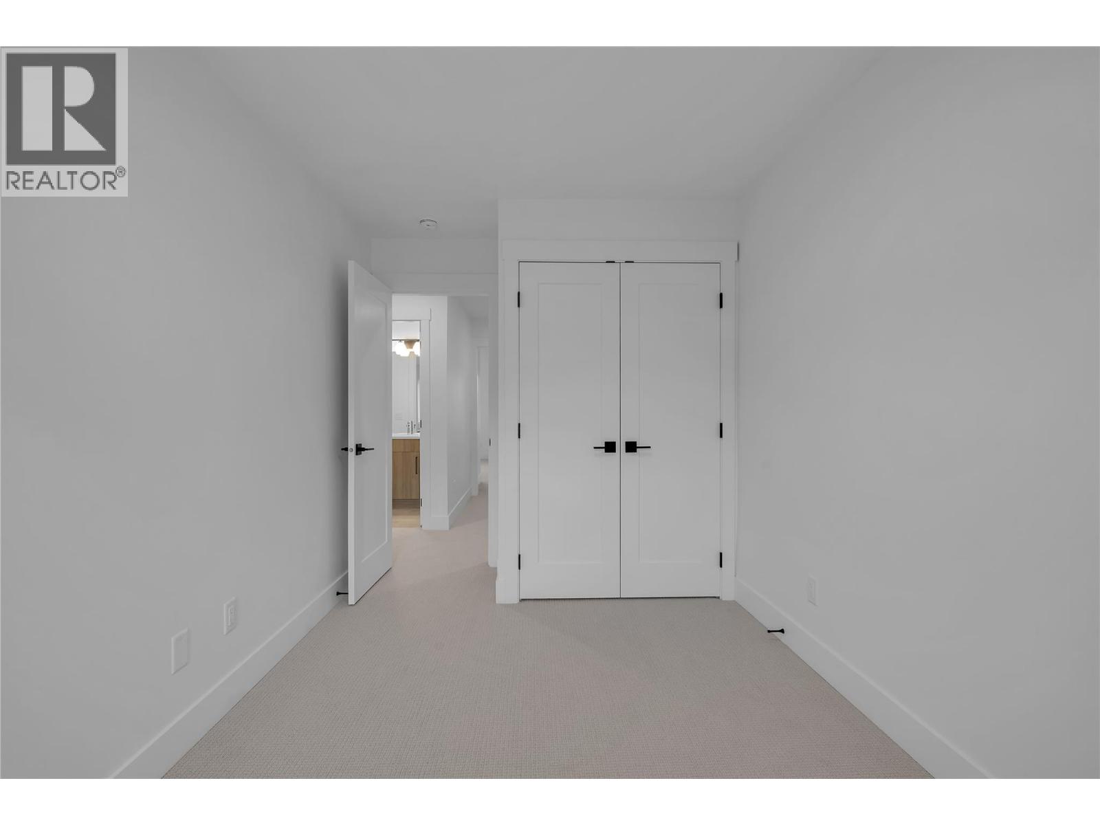 13 2835 Canyon Crest Drive, West Kelowna