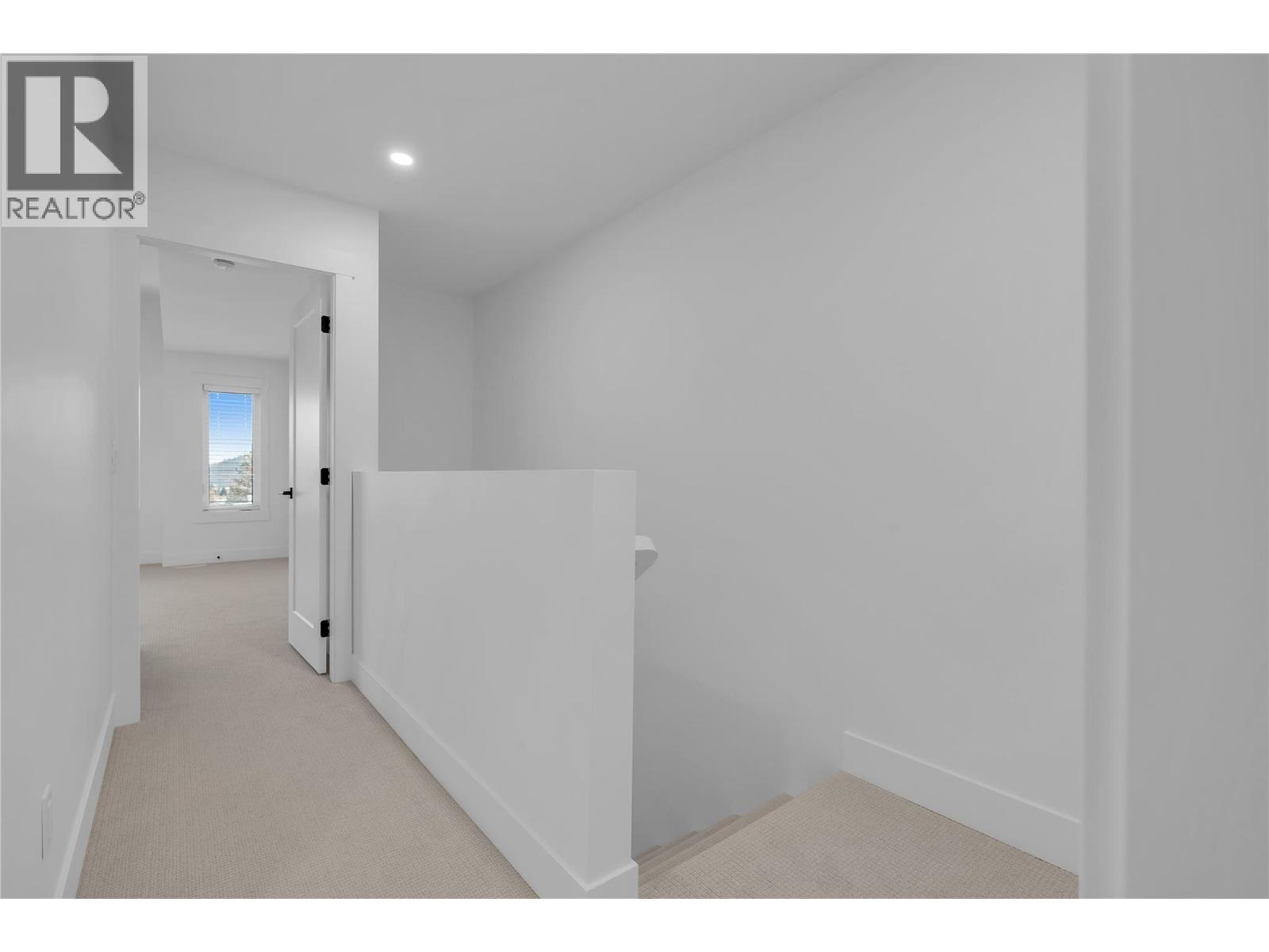 13 2835 Canyon Crest Drive, West Kelowna