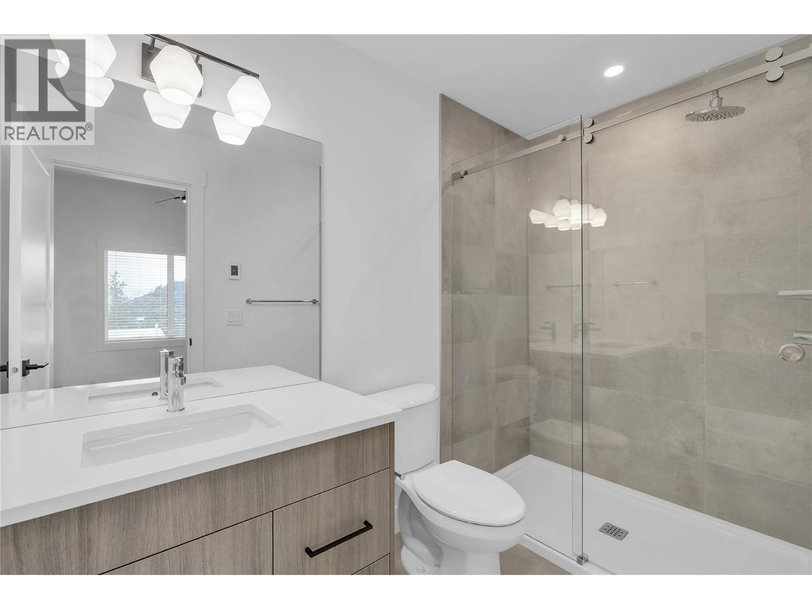 13 2835 Canyon Crest Drive, West Kelowna