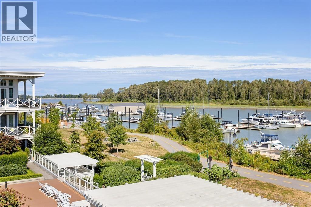 #221-5535 ADMIRAL Way, Delta