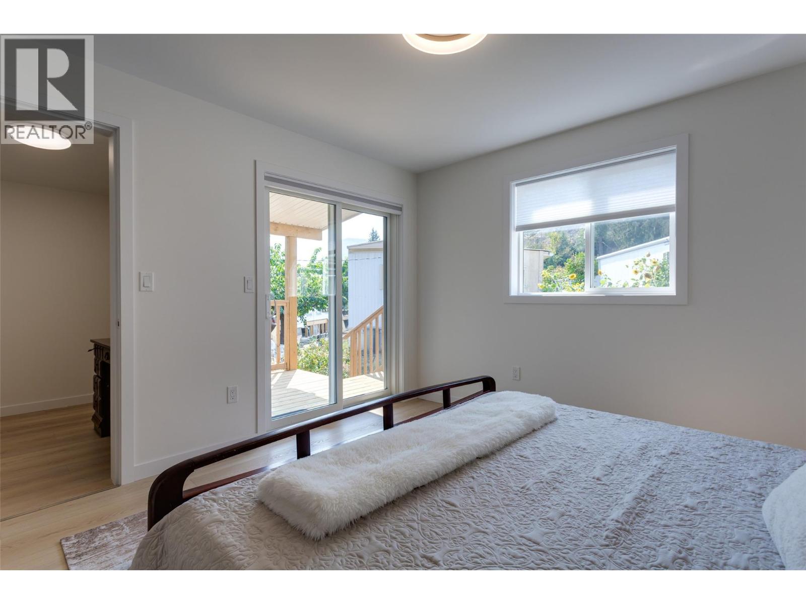 5 6711 Hwy 97 South Highway, Peachland