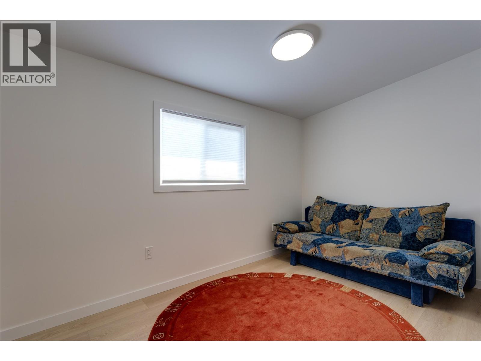 5 6711 Hwy 97 South Highway, Peachland