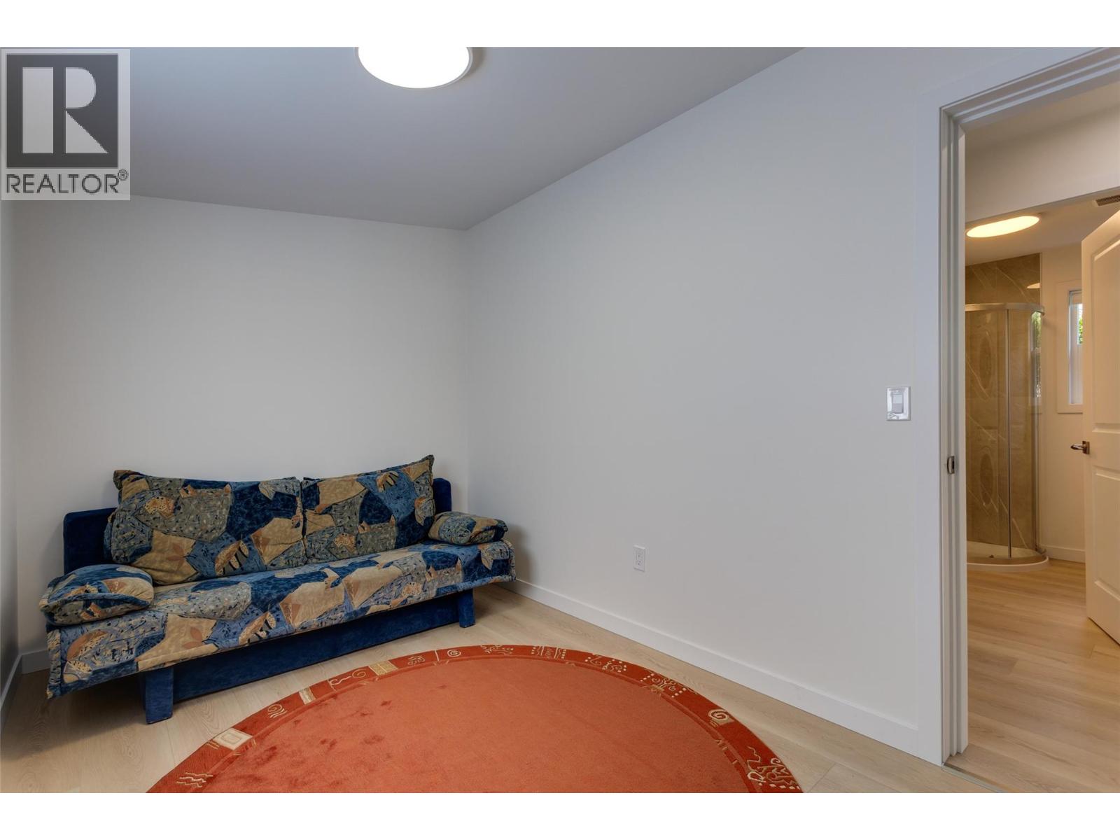 5 6711 Hwy 97 South Highway, Peachland