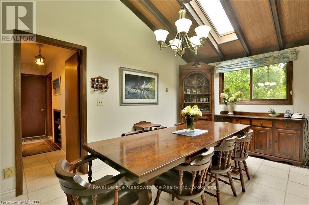 225/269 CAMPBELL AVENUE E - 10