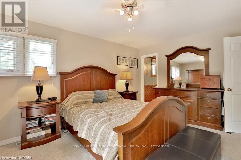 225/269 CAMPBELL AVENUE E - 35